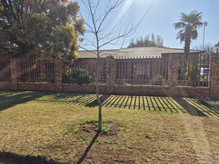 5 Bedroom Property for Sale in Wolmaransstad North West